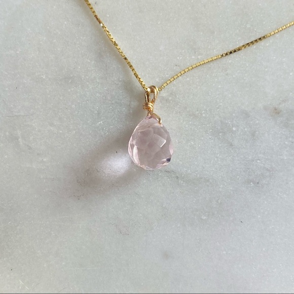 Healing Pink Rose Quartz Teardrop Necklace - Picture 10 of 15